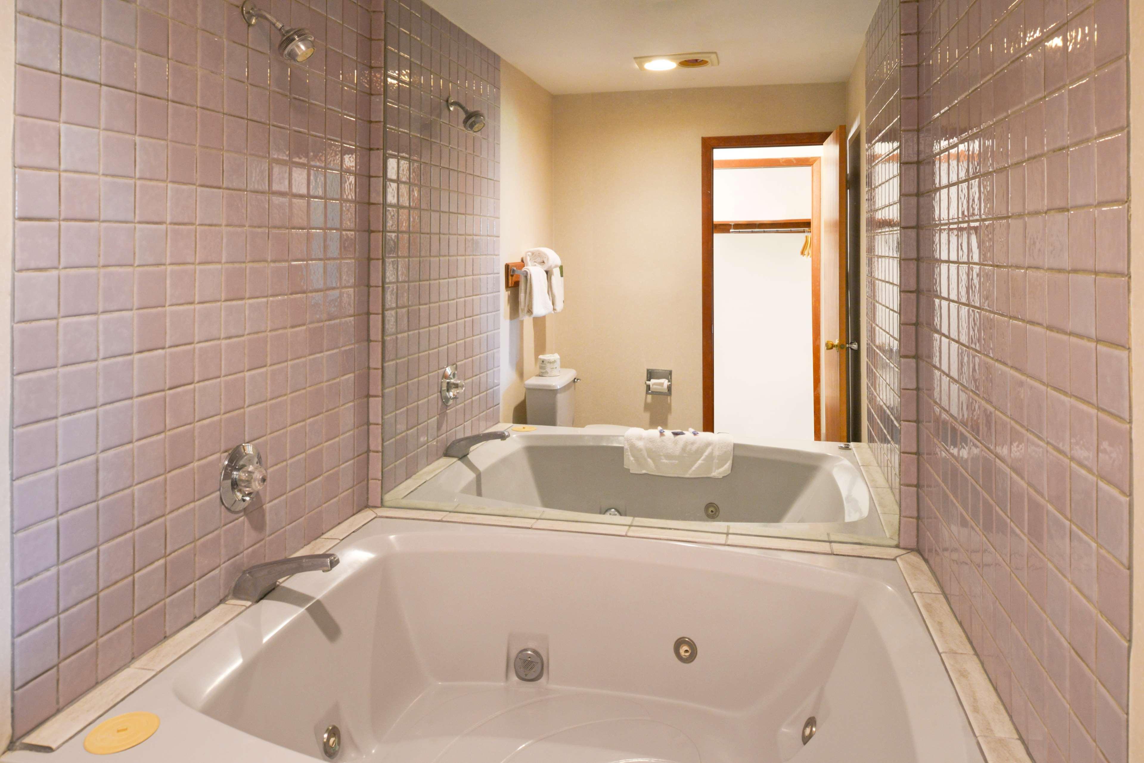 Americas Best Value Inn Plattsburgh Eksteriør bilde
