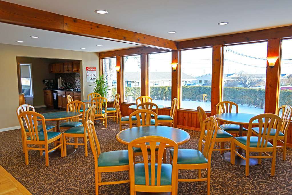 Americas Best Value Inn Plattsburgh Restaurant bilde