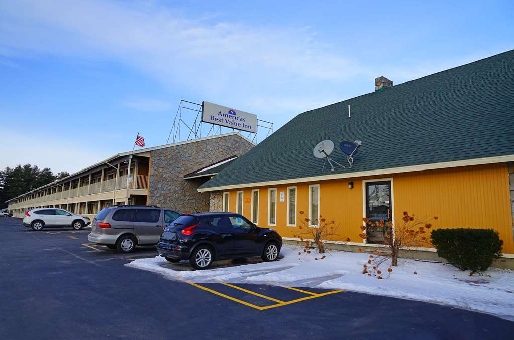 Americas Best Value Inn Plattsburgh Eksteriør bilde