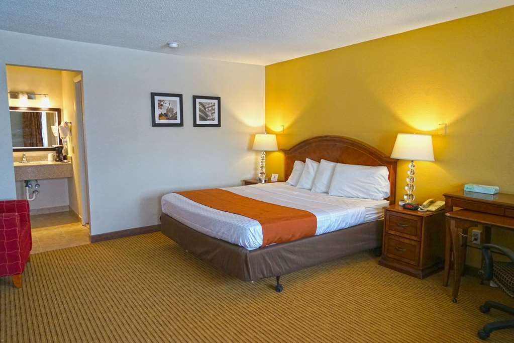 Americas Best Value Inn Plattsburgh Rom bilde