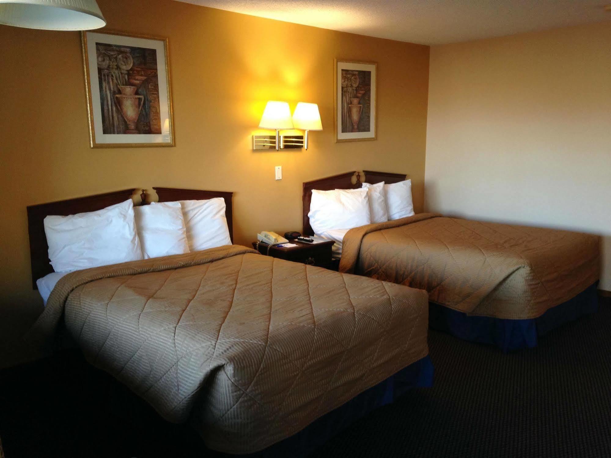 Americas Best Value Inn Plattsburgh Eksteriør bilde