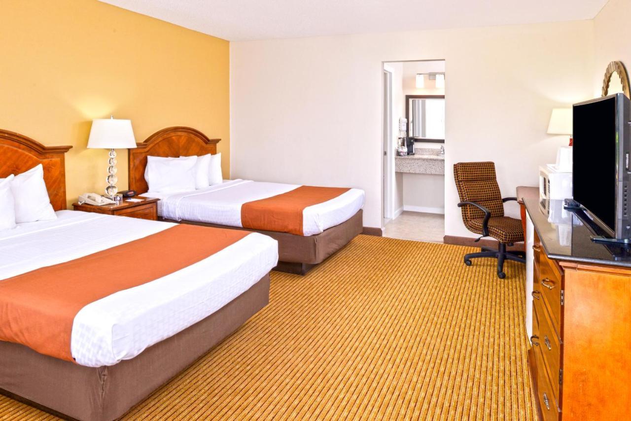 Americas Best Value Inn Plattsburgh Eksteriør bilde